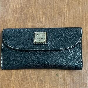 Dooney & Bourke Textured Black Wallet